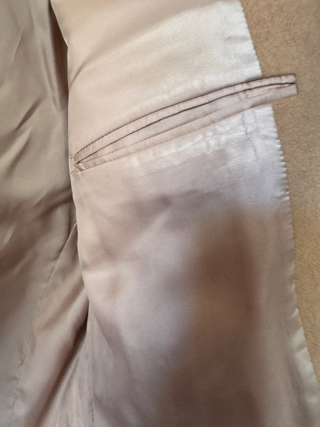 Autumn Classic! Jos. A. Bank 100% Camel Hair Sport Coat