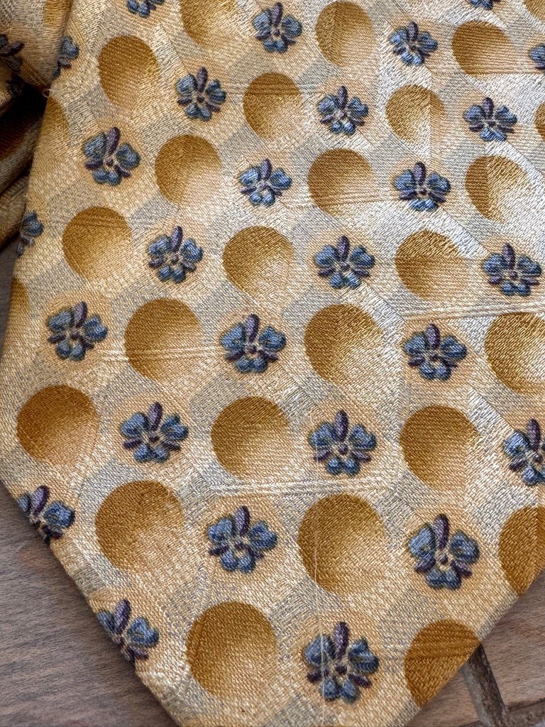 Distinctive! Ermenegildo Zegna Gold & Blue Fleur-de-Lis Tie