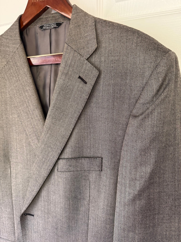 Sharp Contrast! Statements @ BT Black & White Houndstooth Men’s Blazer