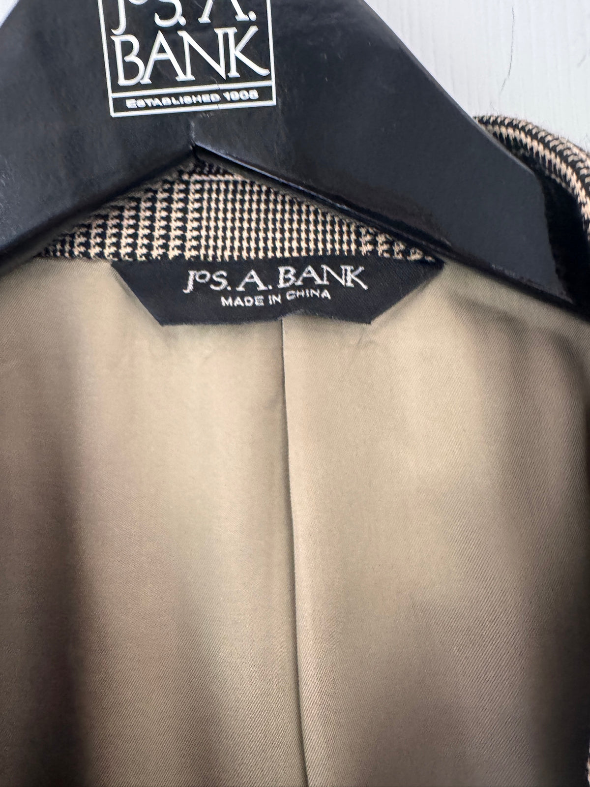 Refined Classic! Jos. A. Bank Tan & Black Plaid Blazer