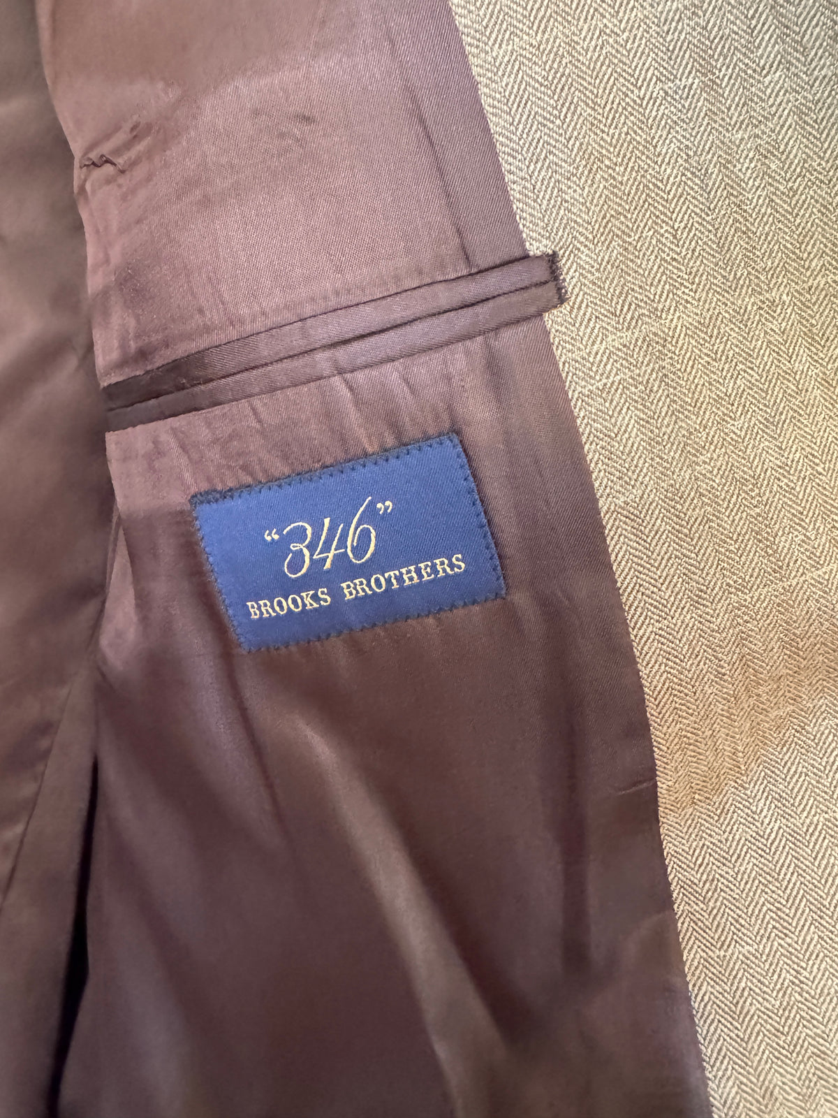 Fall Favorite! Brooks Brothers 346 Herringbone Sport Coat