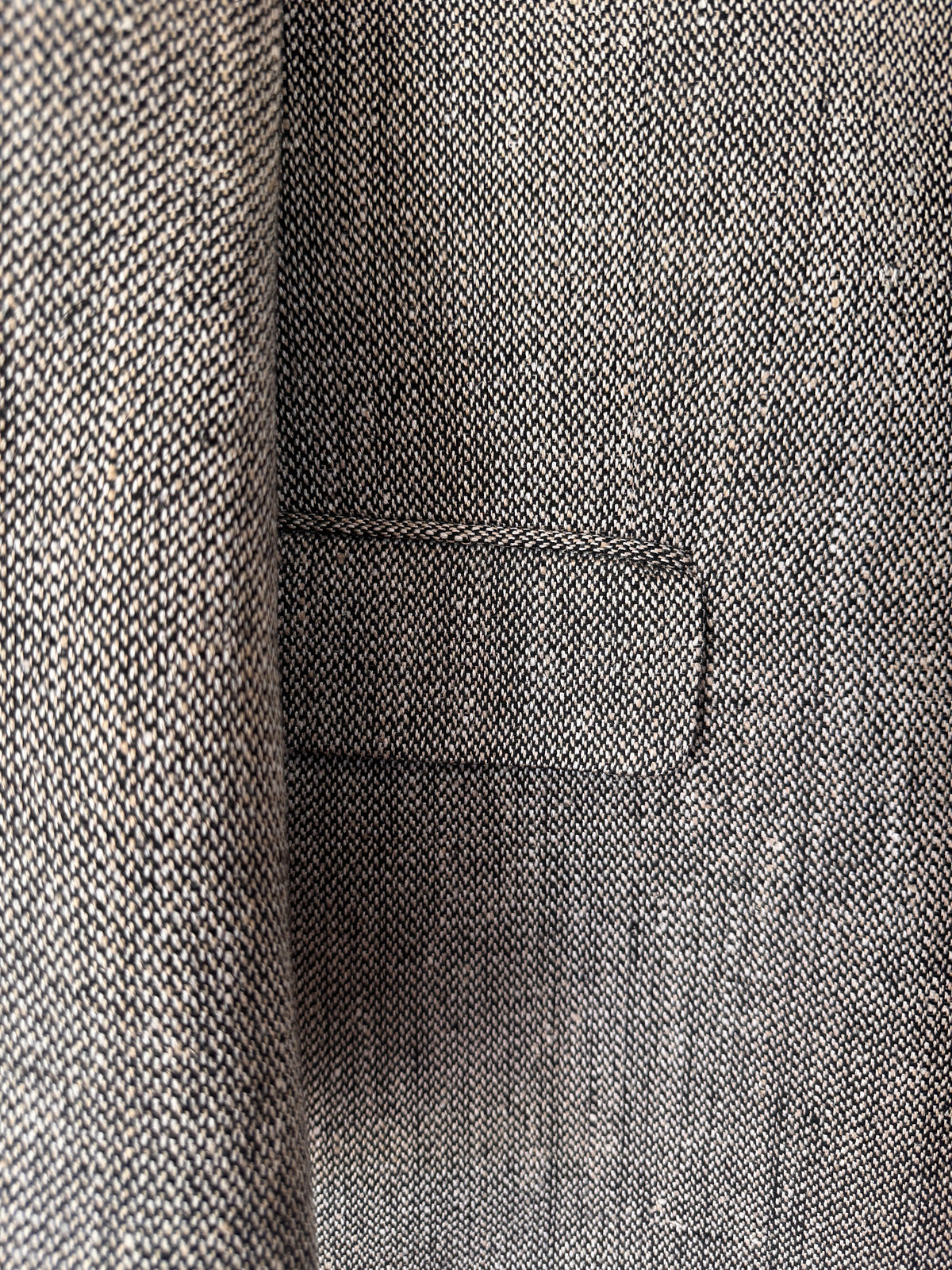 Distinctive! Jos. A. Bank 100% Silk Tweed Sport Coat