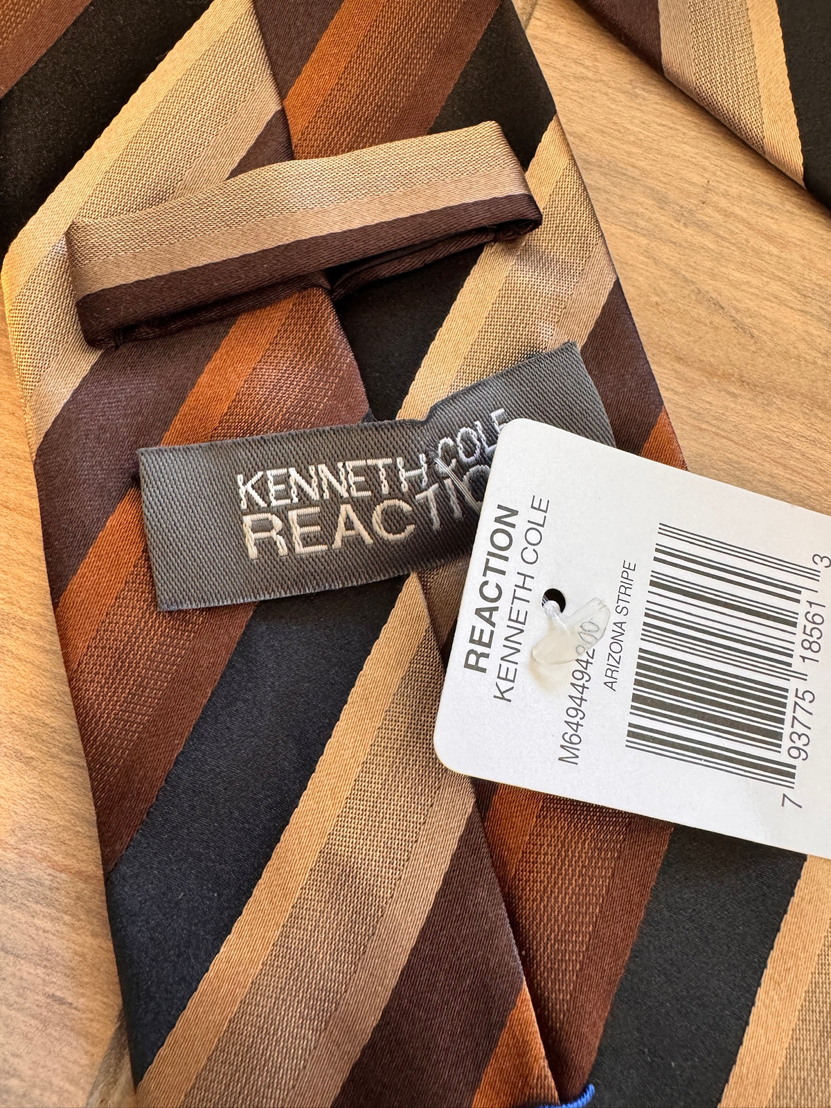 Autumn Stripes! Kenneth Cole Reaction Men's Silk Necktie | NWT