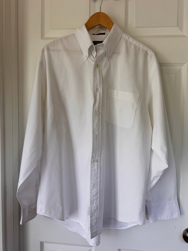 Casual Classic! Nautica White Button-Down Shirt | Men's Size L