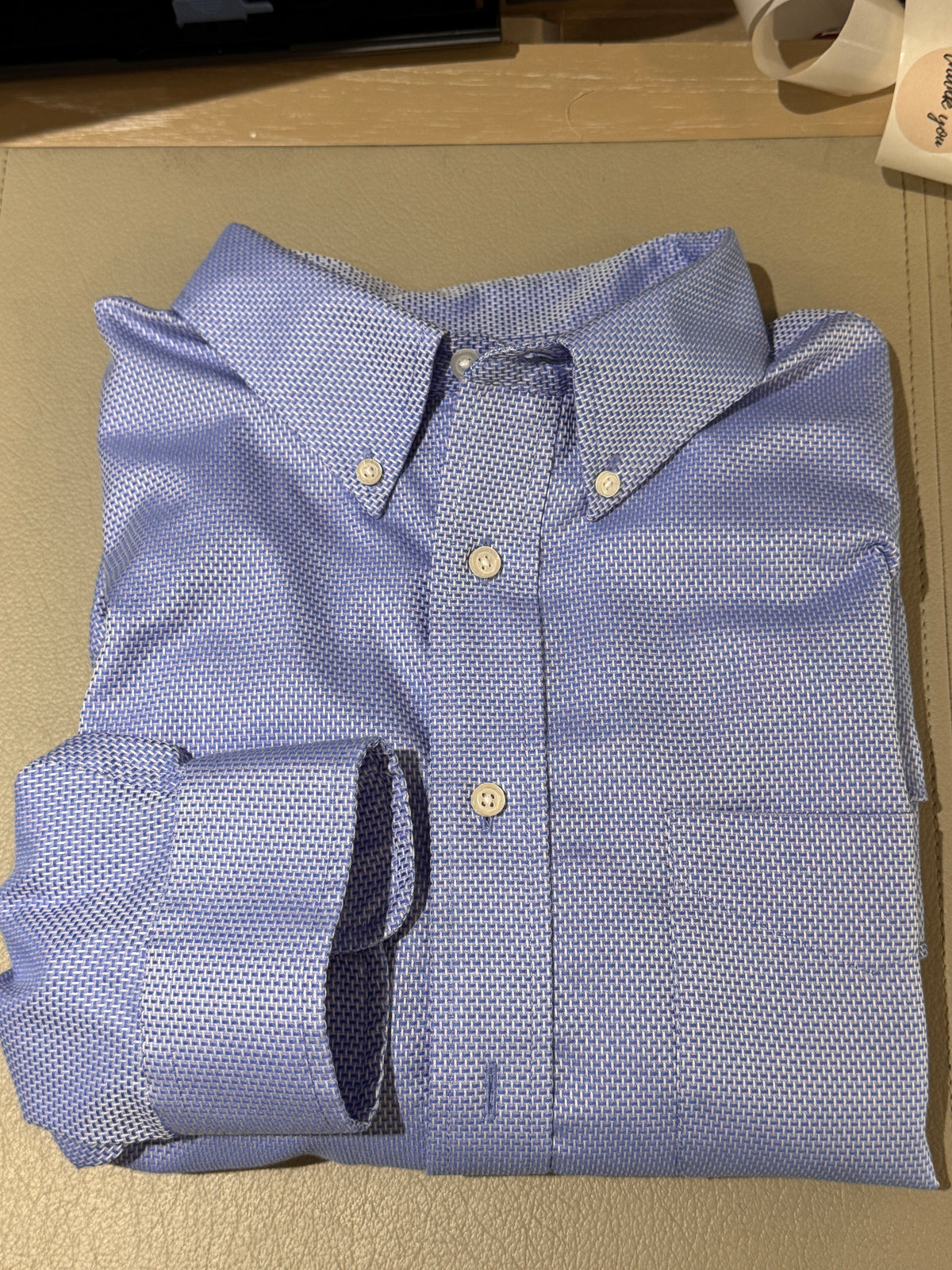 Crisp! Jos. A. Bank Traveler Blue & White Dress Shirt