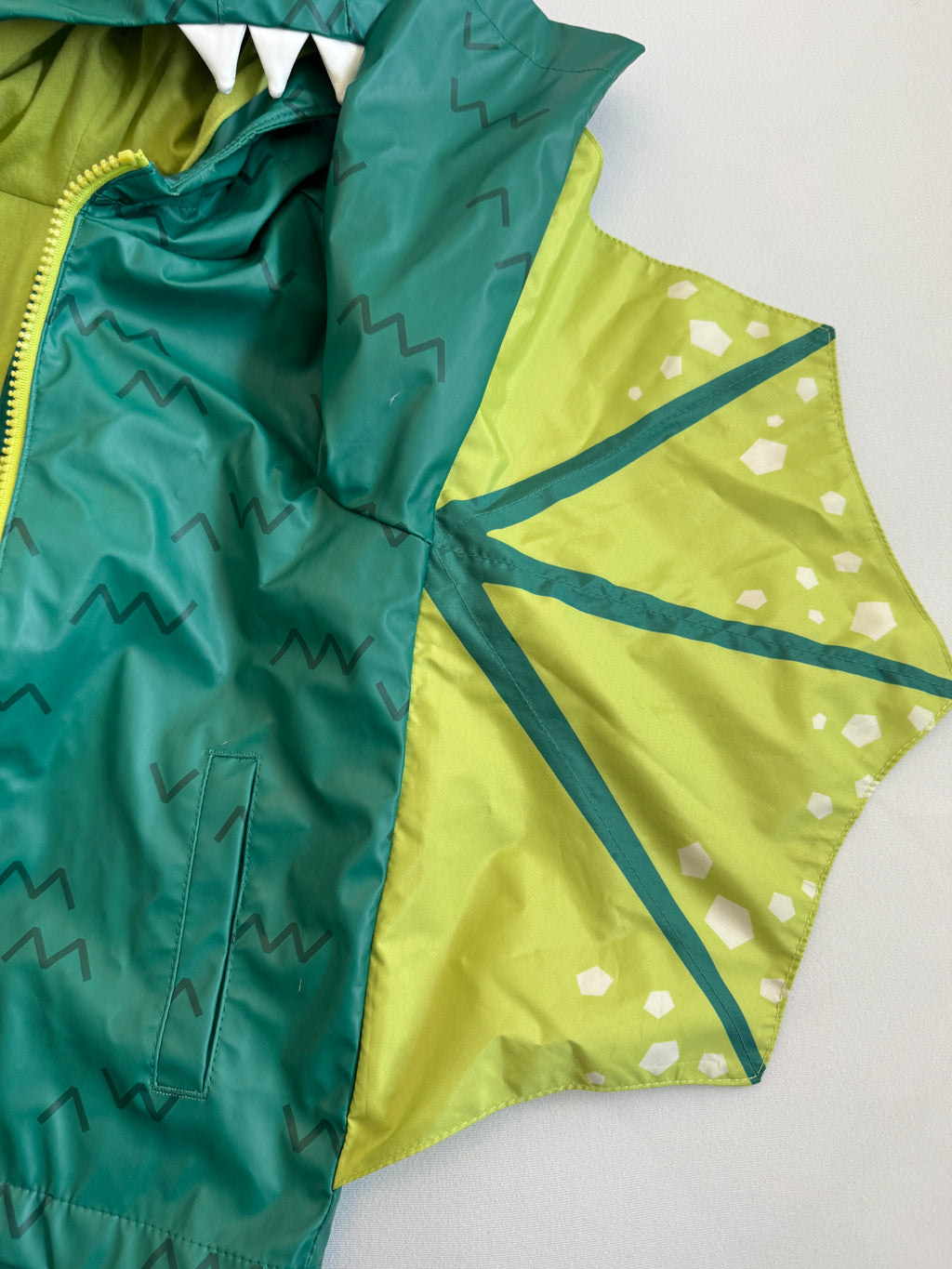 Imagine Dragon!  Cat & Jack Dragon Raincoat — Green & Yellow (Size 2T)