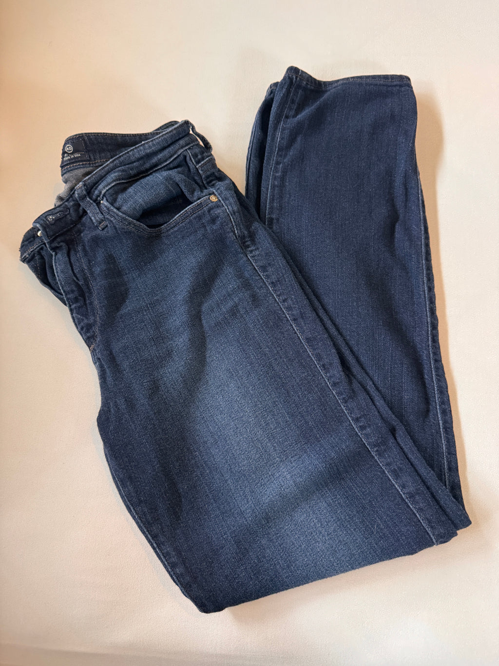 Sculpted! AG “The Legging” Super Skinny Jeans — Size 28