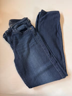 Sculpted! AG “The Legging” Super Skinny Jeans — Size 28