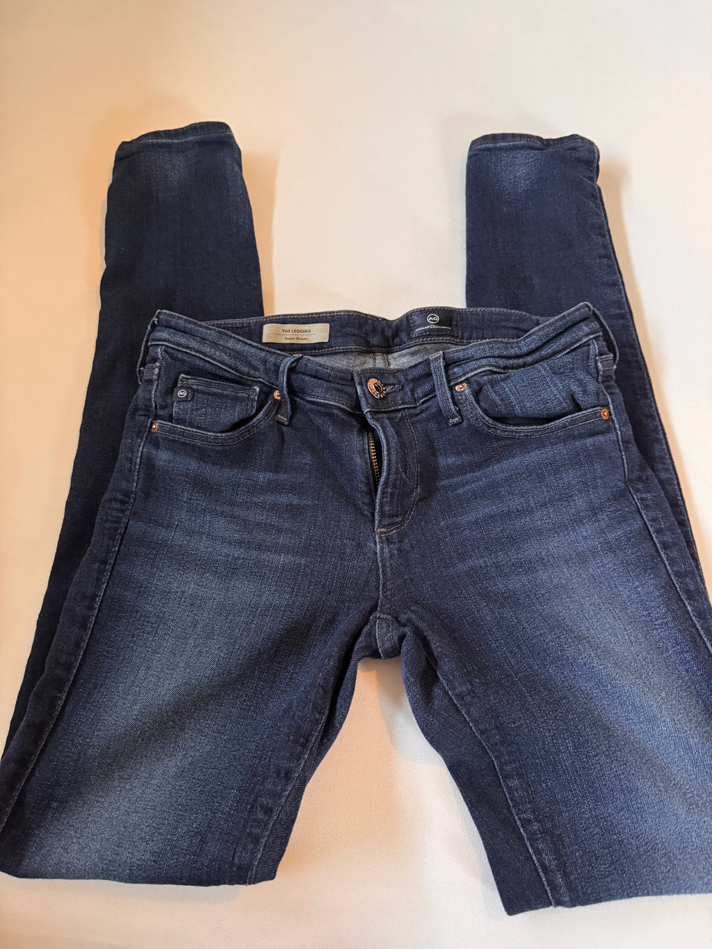 Sculpted! AG “The Legging” Super Skinny Jeans — Size 28