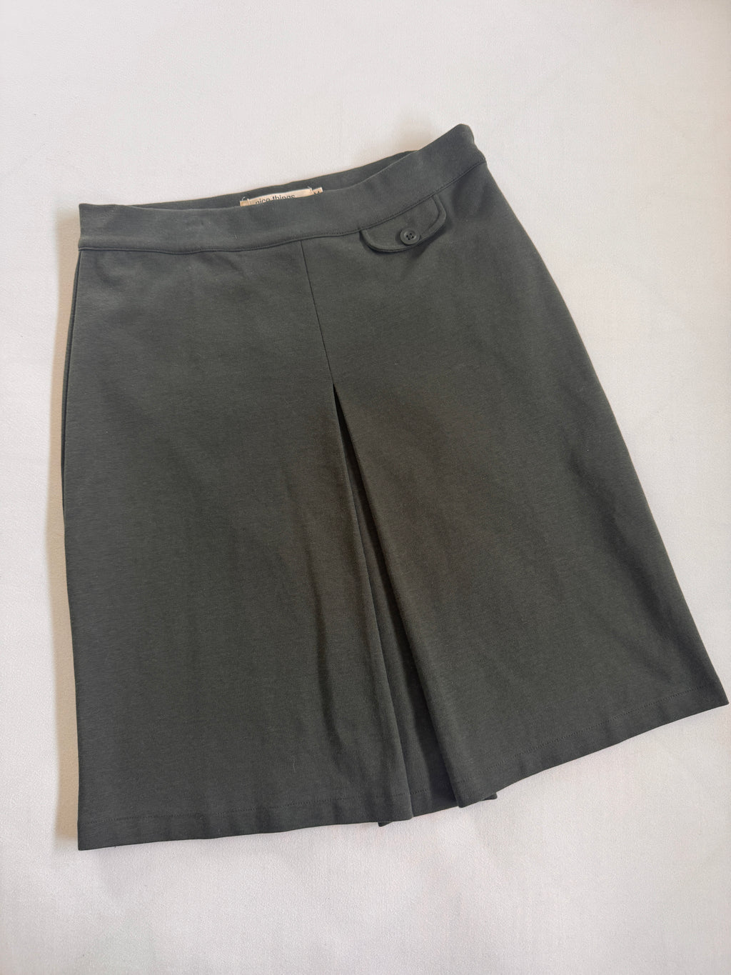 Modern Edge! Nice Things Pewter Green Split Front Skirt (Size M, NWT)