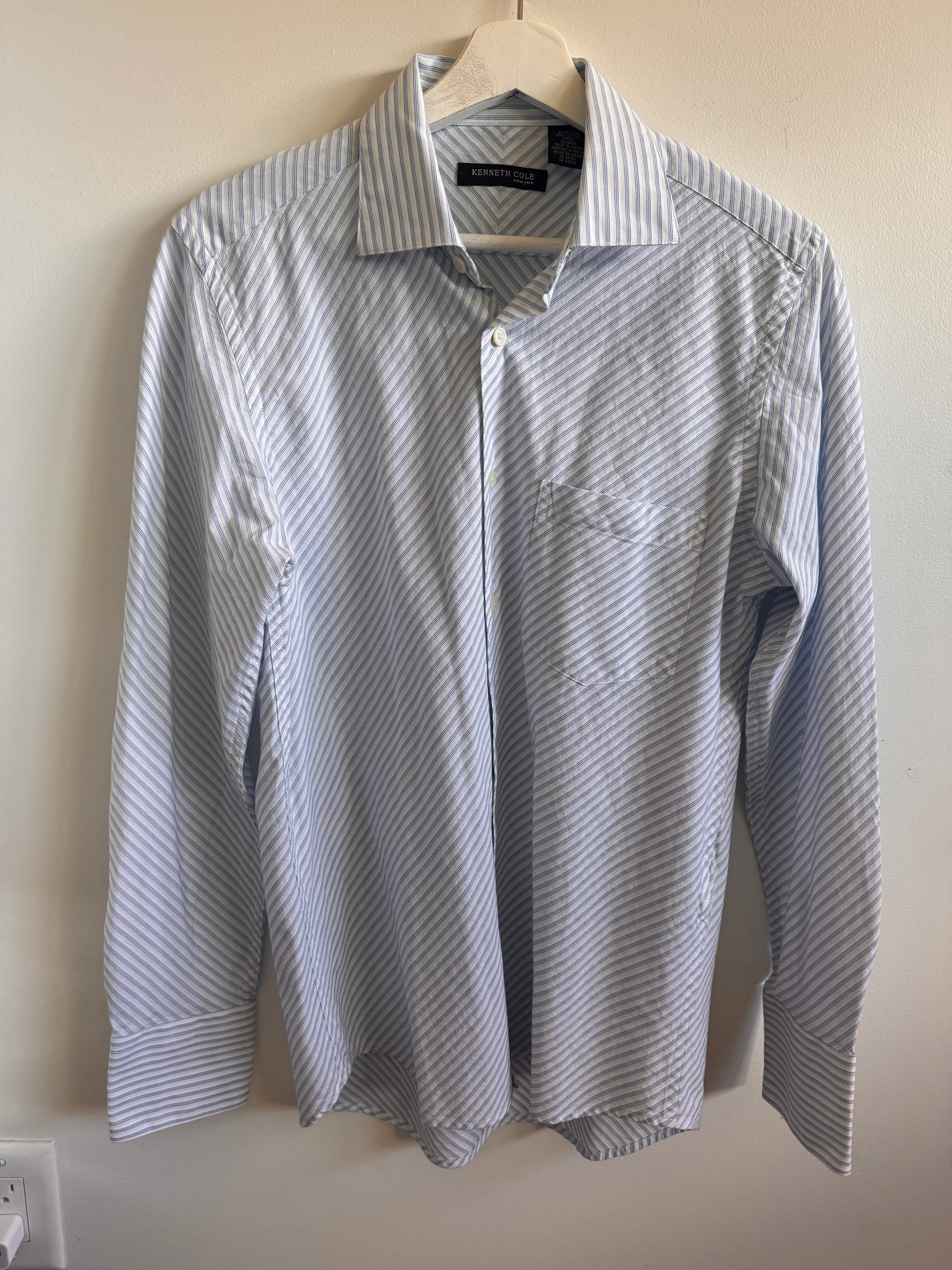 Classic Comfort! Kenneth Cole Light Blue Stripe Button-Down Shirt