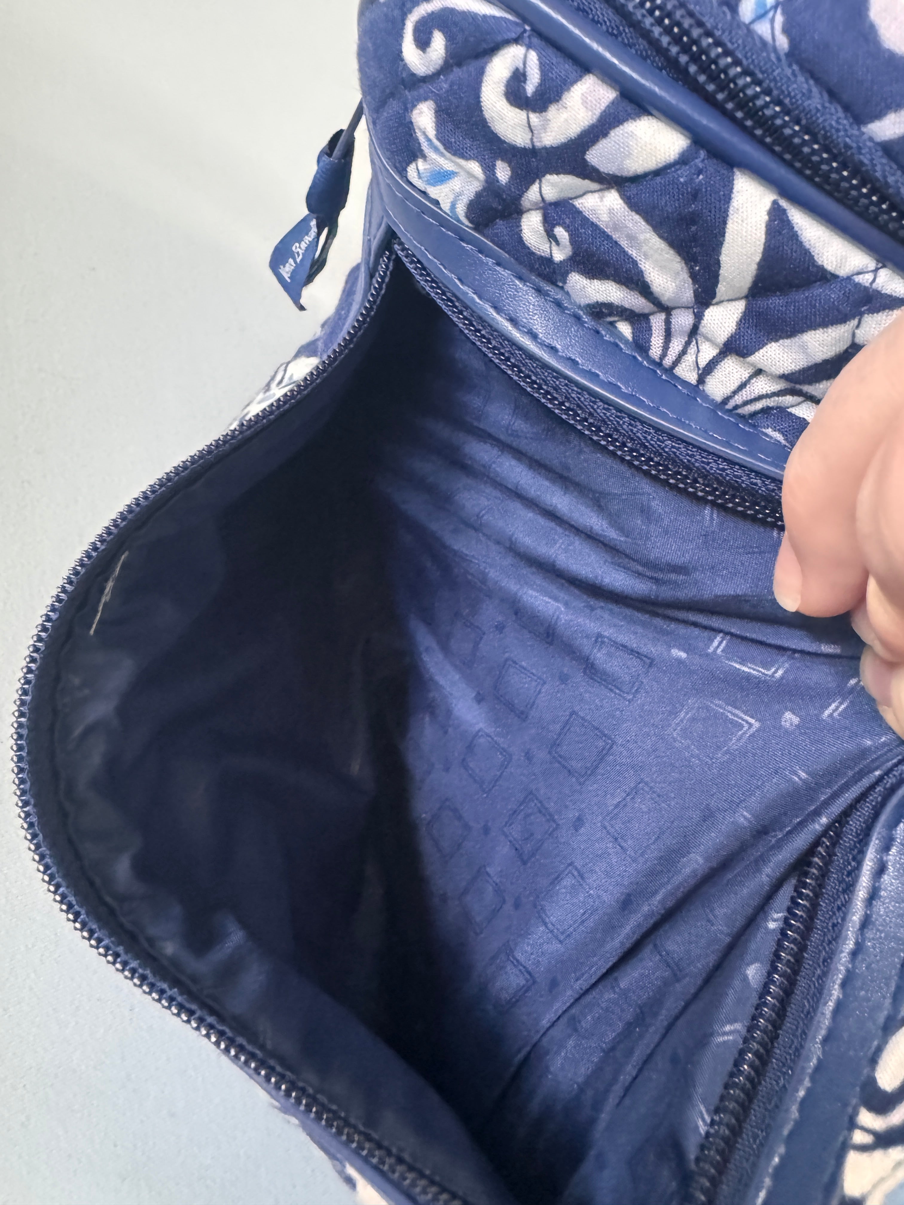 Charming! Vera Bradley Navy Blue Fleur-de-Lis Quilted Crossbody Bag