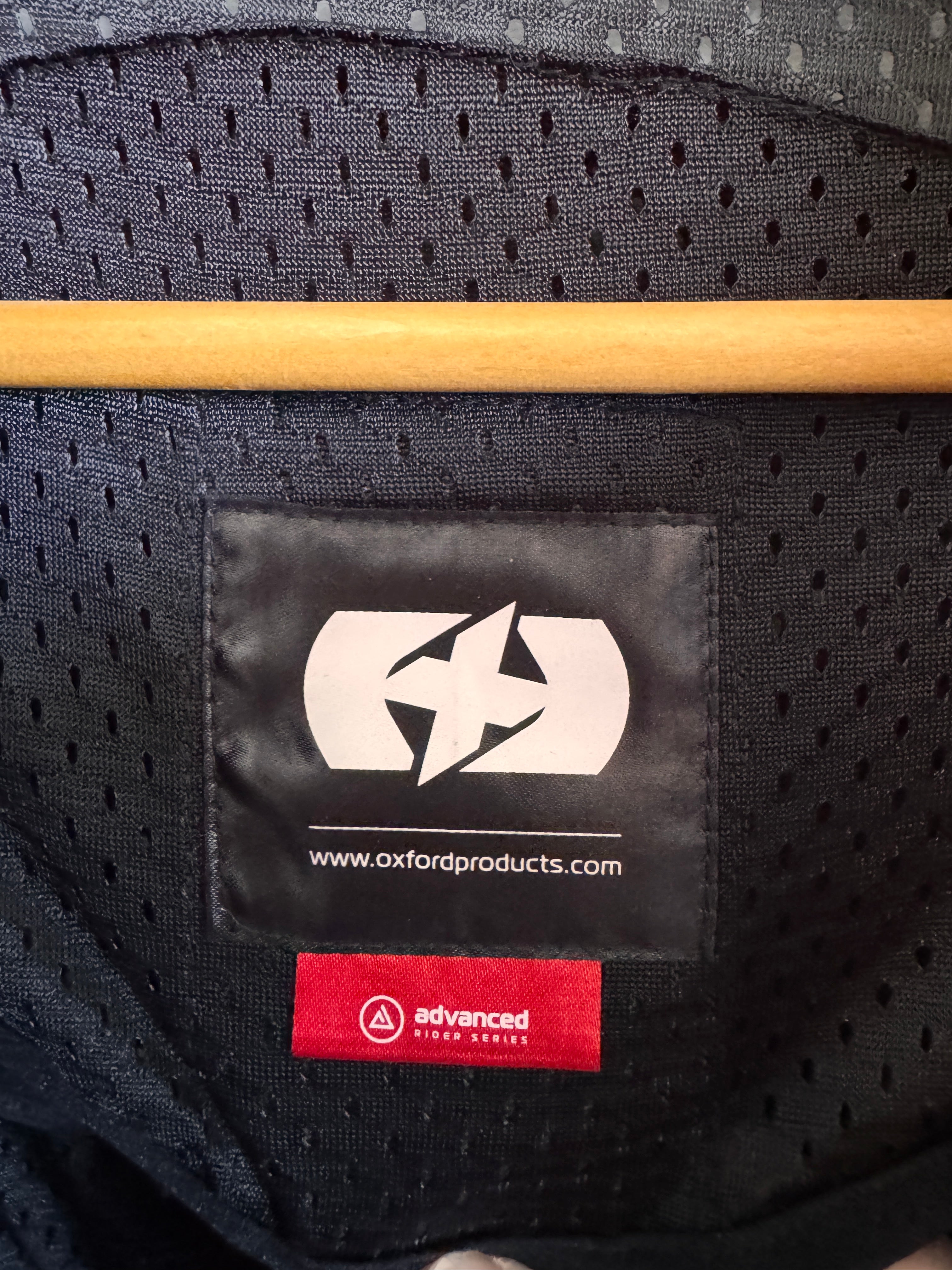 jacket label on mesh liner