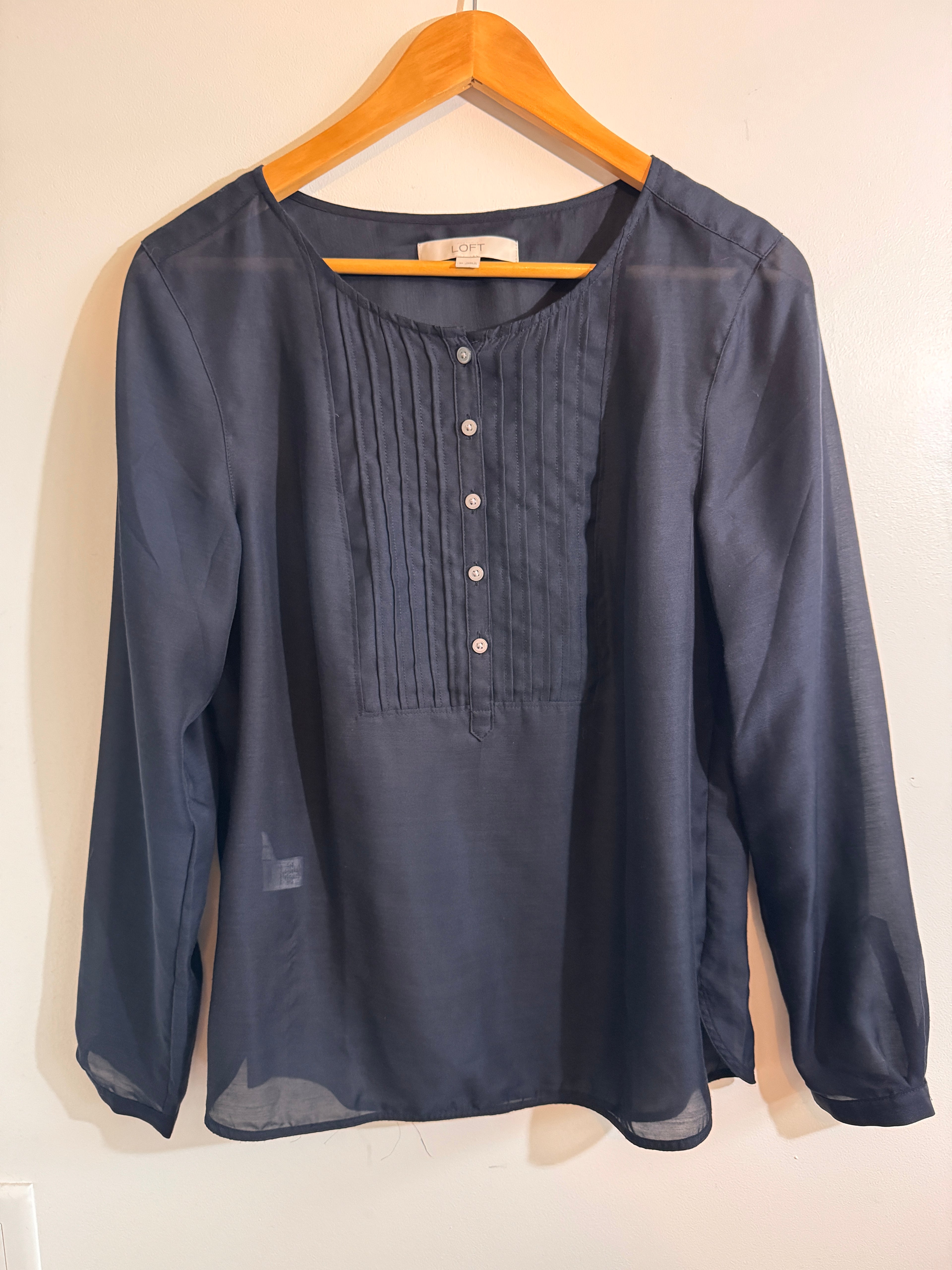 LOFT Pintuck summer top showing button front, lapel detail
