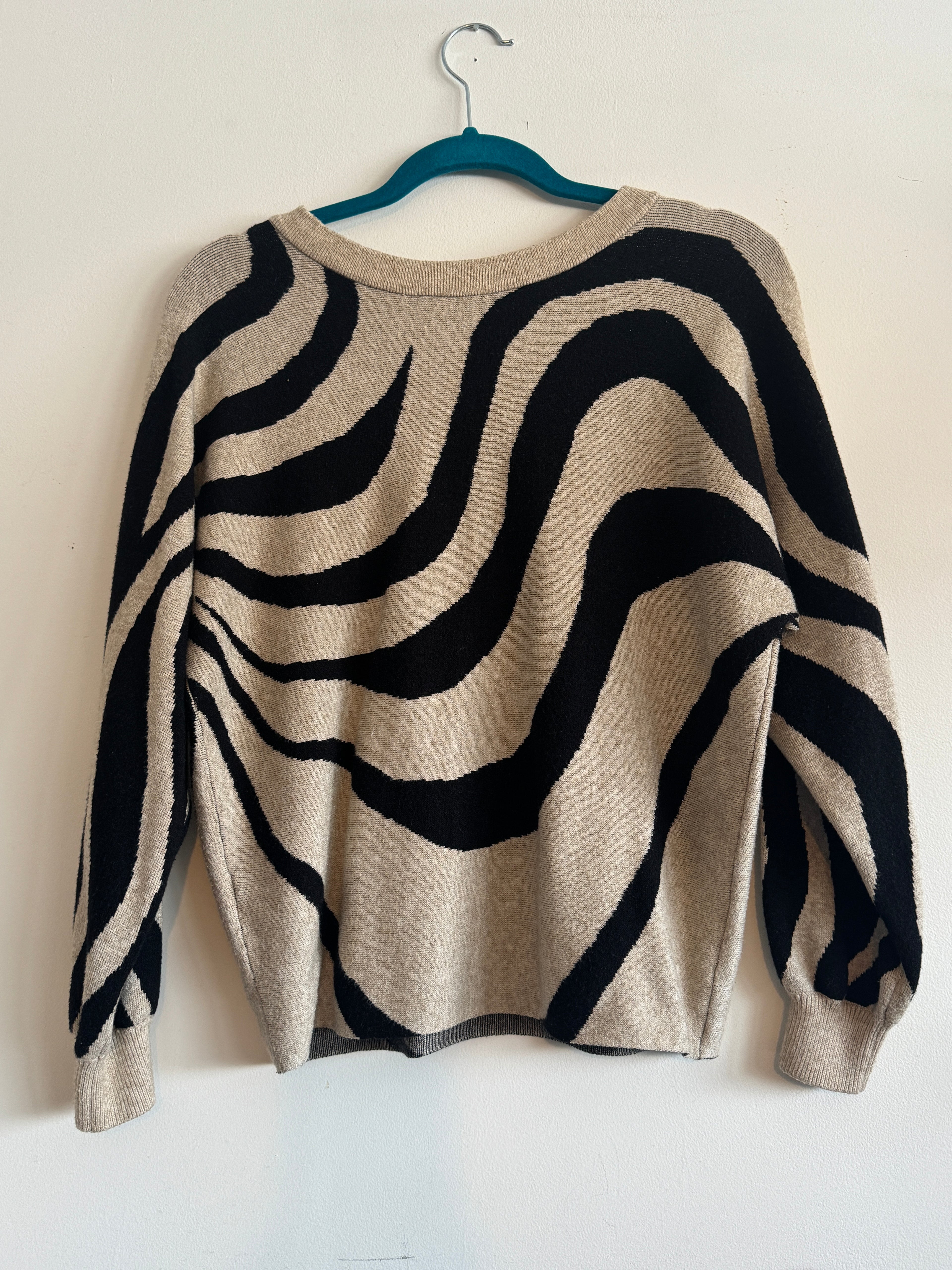 Bold & Cozy! Vila Oversized Zebra Knit Sweater — Neutral Black & Oat (Size XS)