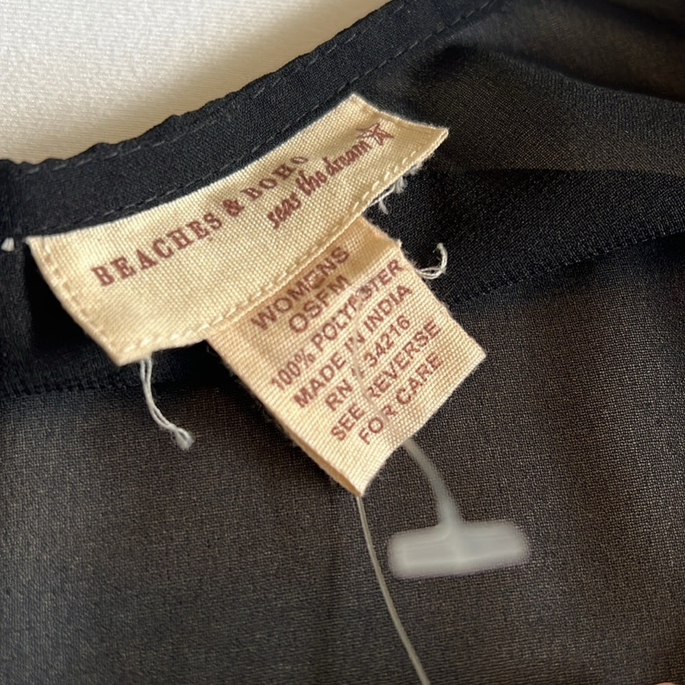 Sun!  Super cute Beaches & Boho swimsuit coverup