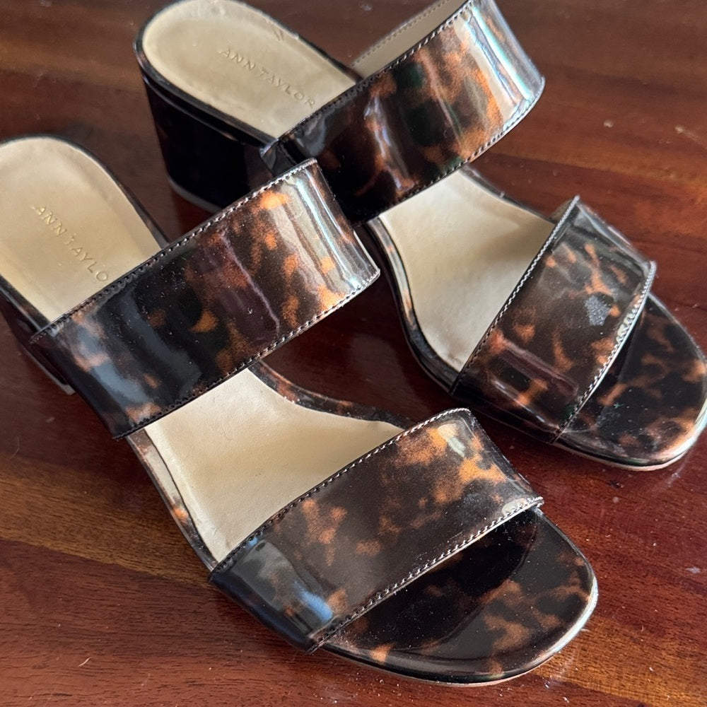 Ann Taylor Tortoiseshell Women's Sandals - Sz 6