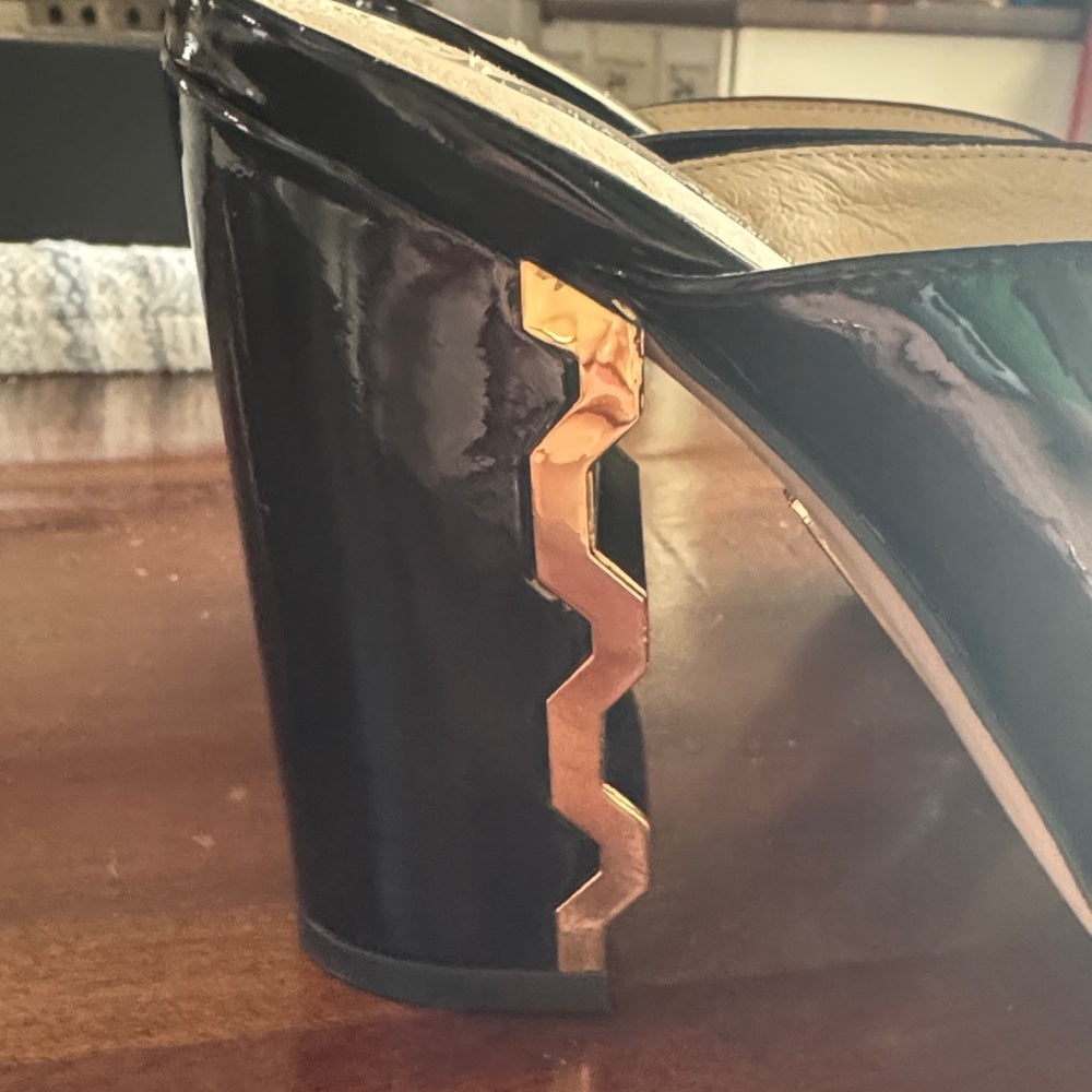 Louise et Cie Black Patent Peep-Toe Heels with Statement style - size 5.5