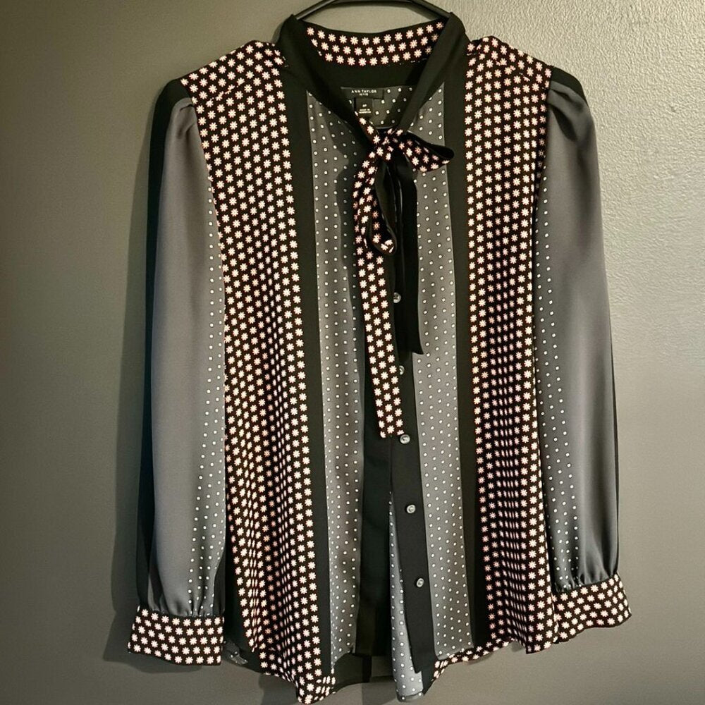 Tie!  Ann Taylor Tie Neck Multi-Colored Top - Size MP