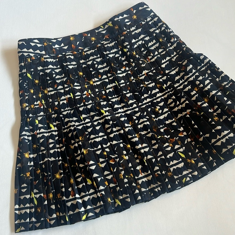 Flippy!  J Crew pleated mini skirt - Sz 2