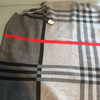 Pancho!  Sisters NWT Plaid Pancho - one size