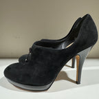 Suede!  Gorgeous Black Suede Via Spiga Heels - Sz 6
