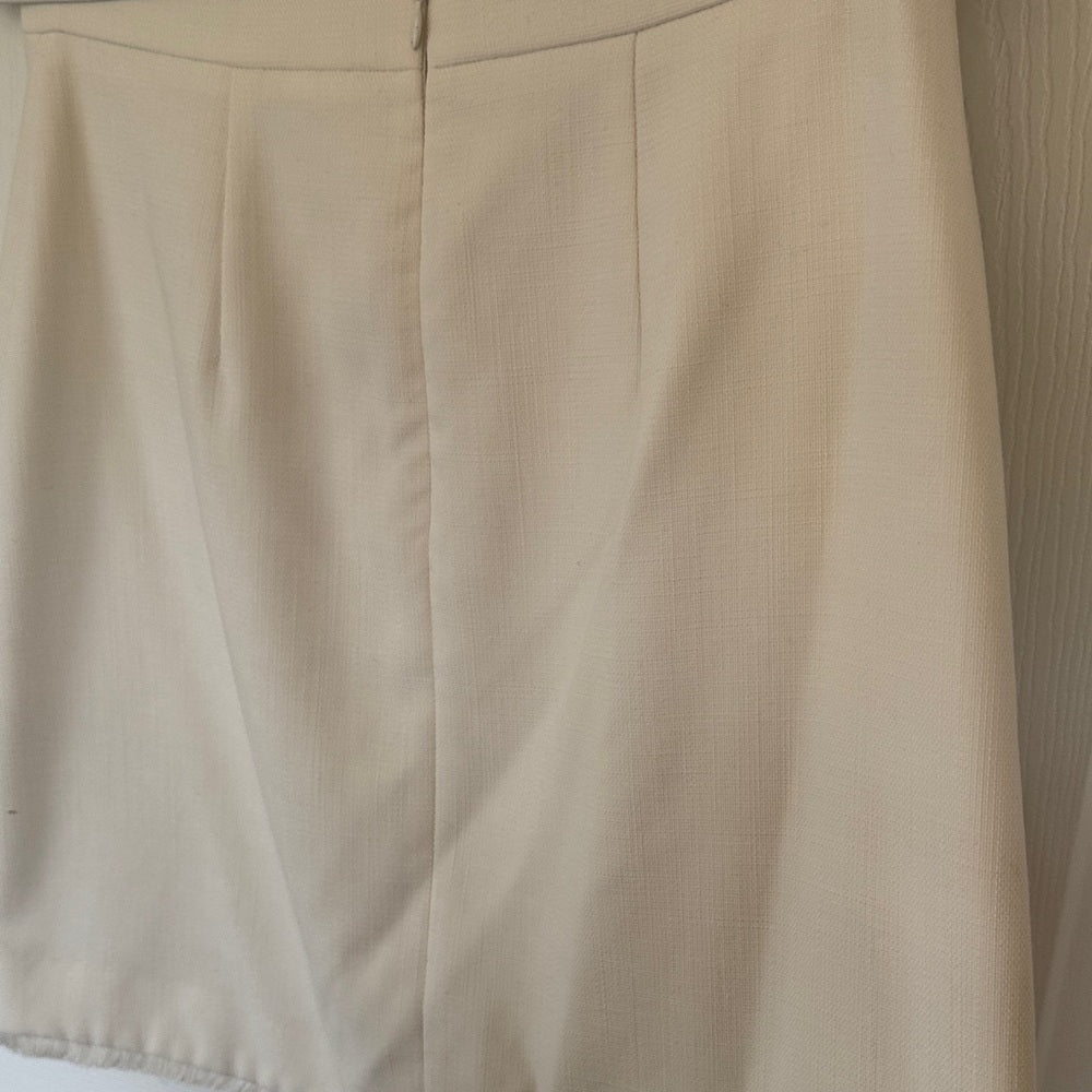 Ann Taylor Chic Cream Mini Skirt with Button and fringe Accents - Sz 4