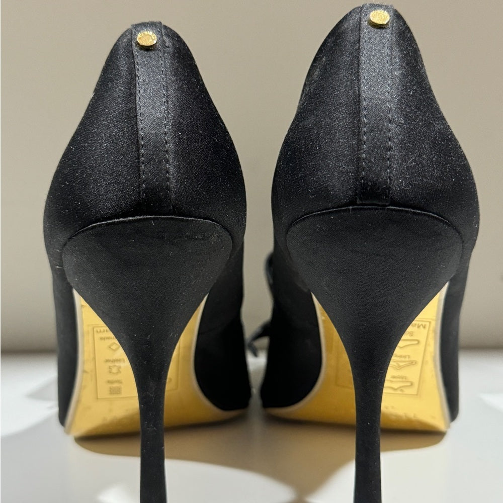 Sassy!  Fabulous Ted Baker Black Heels - Sz 5.5