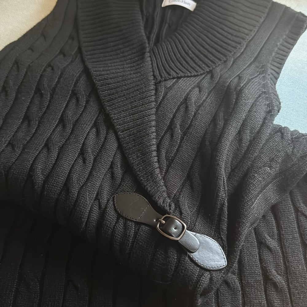Sweaterdress!  Calvin Klein cable knit sweater dress - Size M